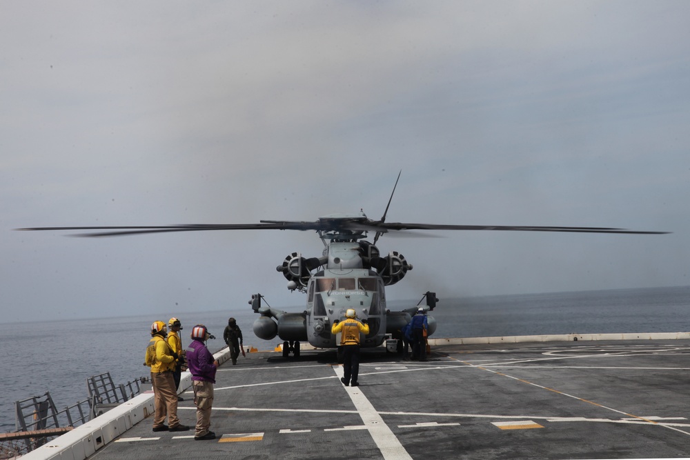USS Mesa Verde, 24th Marine Expeditionary Unit team up for missions in Haiti