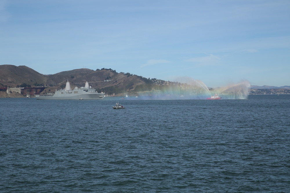 Service Members and Distingished Guests at San Francisco Fleet Week Parade of Ships