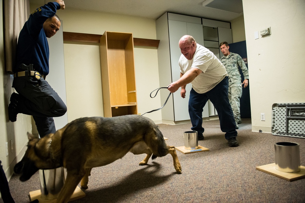 75th SFS Airmen, K-9s receive explosives training