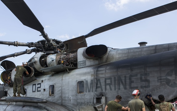 Marines with Joint Task Force Matthew prepare CH-53E Super Stallion to deliver relief support to Haiti