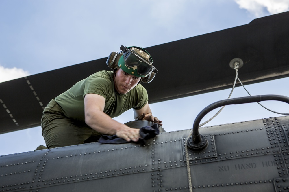 Marines with Joint Task Force Matthew prepare CH-53E Super Stallion to deliver relief support to Haiti