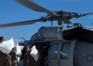 USS Iwo Jima provides assistance to JTF Matthew relief effort