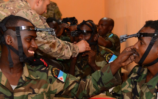 FAD troops learn to see in the dark