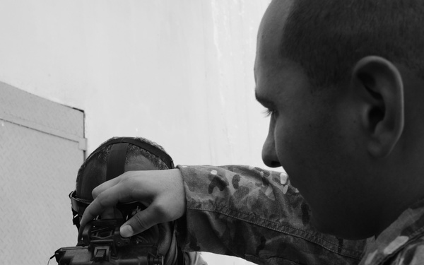 FAD troops learn to see in the dark