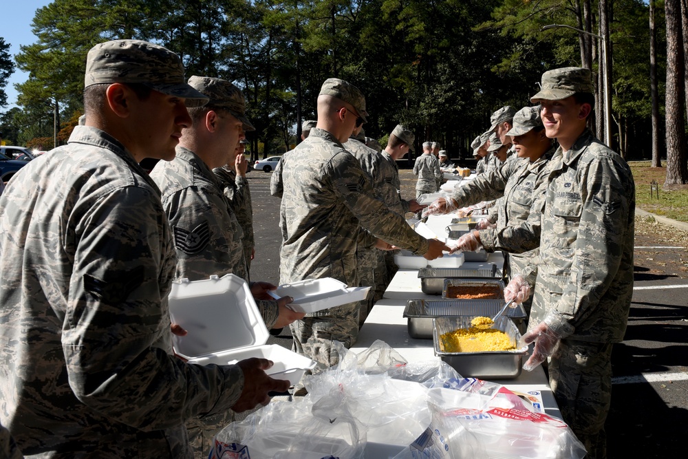 SJ provides meals to Hurricane Matthew victims
