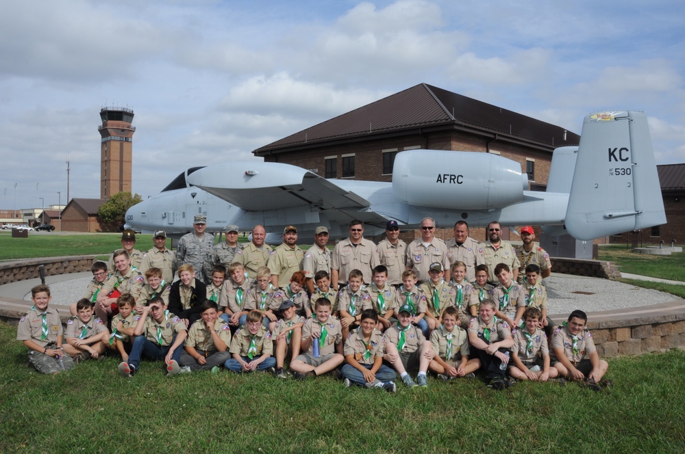 Lee's Summit Boy Scout Troop 54 visits 442nd Fighter Wing