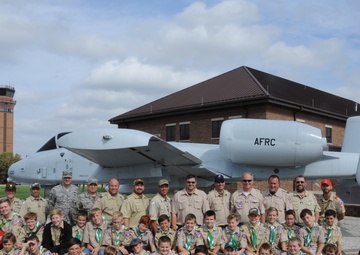 Lee's Summit Boy Scout Troop 54 visits 442nd Fighter Wing
