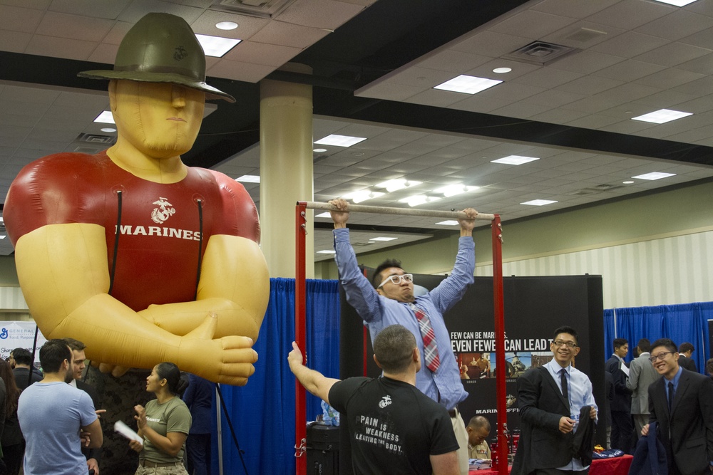 Marines Engage with Students at the 2016 Society of Asian Scientists and Engineers National Convention