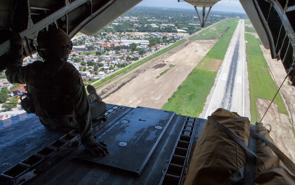 Marines with JTF Matthew deliver goods to Hurricane Matthew victims