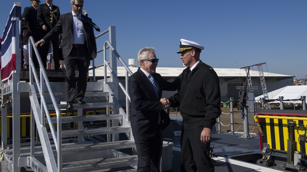 USS Zumwalt (DDG 1000) Commissions in Baltimore