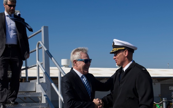 USS Zumwalt (DDG 1000) Commissions in Baltimore