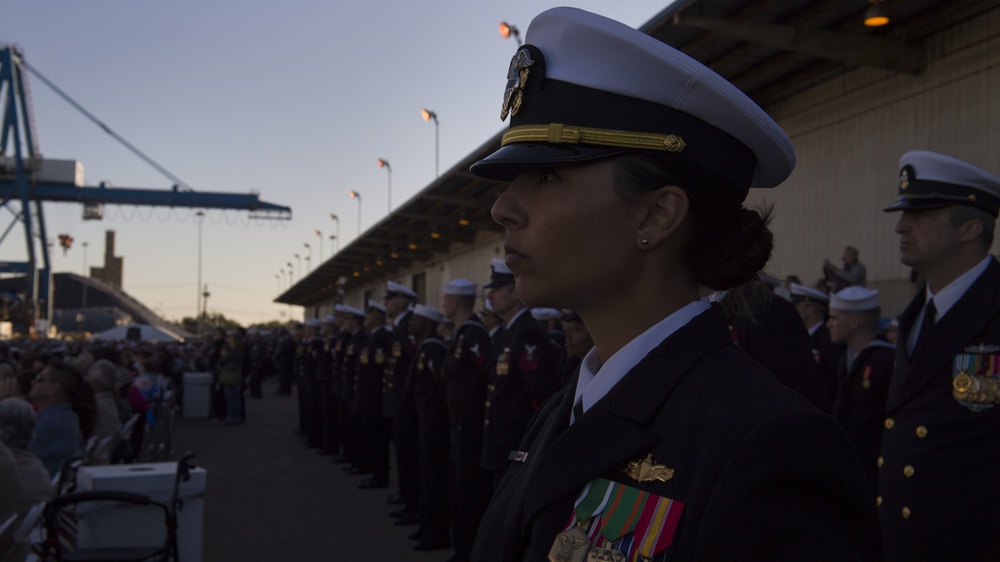 USS Zumwalt (DDG 1000) Commissions in Baltimore