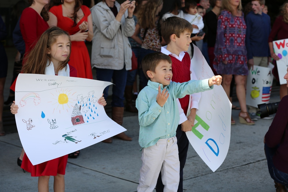 Families and Friends welcome VMAQ-4 Marines from deployment