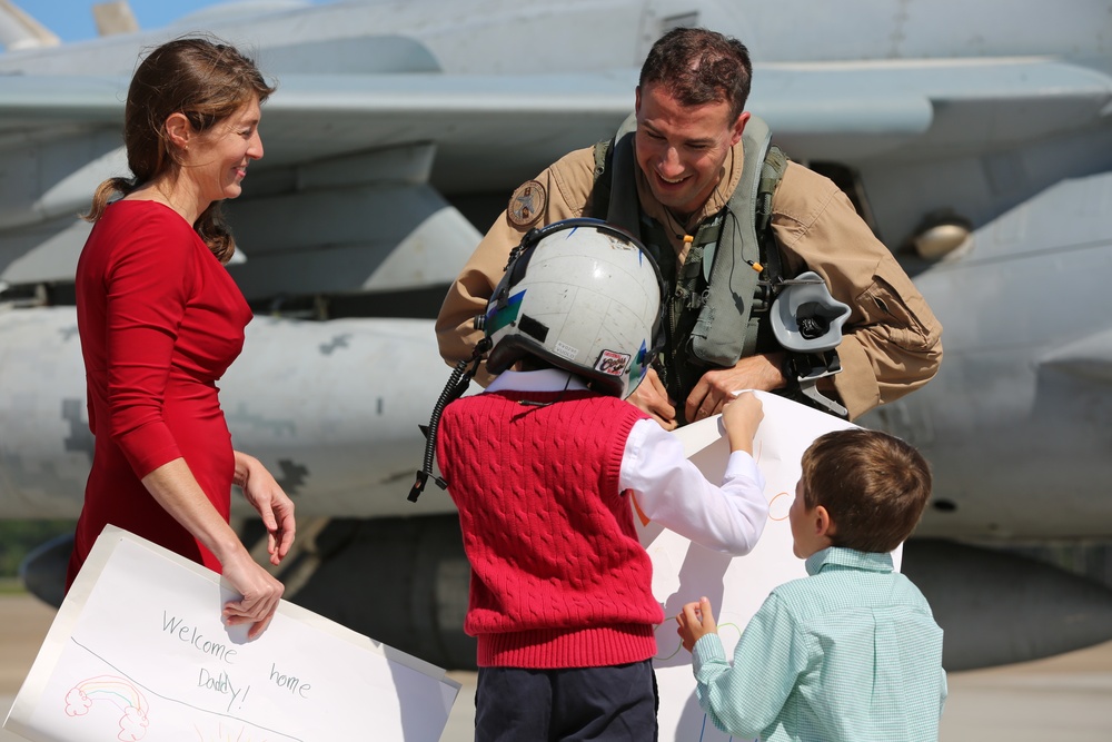 Families and Friends welcome VMAQ-4 Marines from deployment