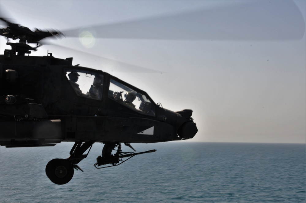 Deck Landing Qualifications in Arabian Gulf