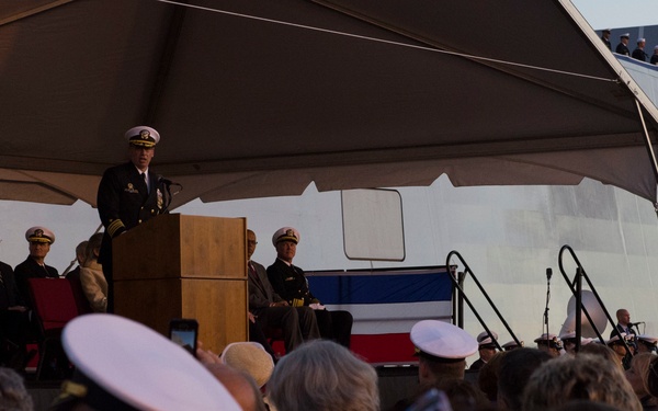 USS Zumwalt (DDG 1000) Commissions in Baltimore