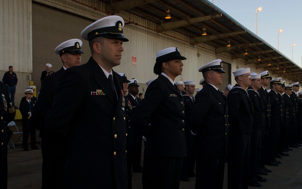 USS Zumwalt (DDG 1000) Commissions in Baltimore