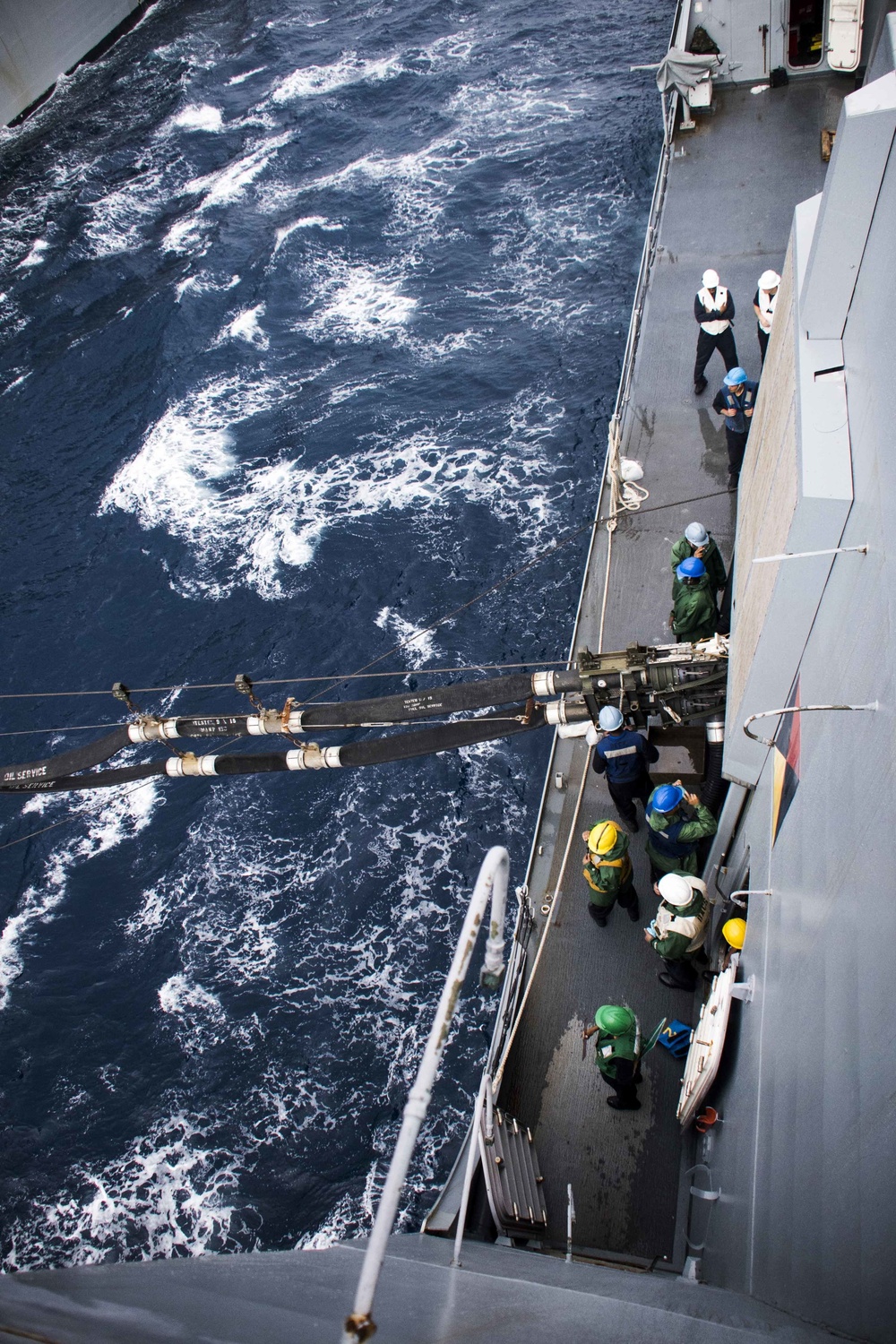 USS Green Bay (LPD 20) conducts a replenishment at sea