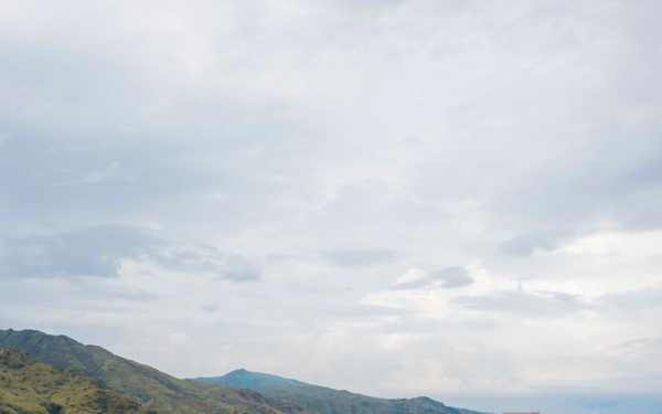 LCU 1634 conducts amphibious operations with USS Green Bay (LPD 20)