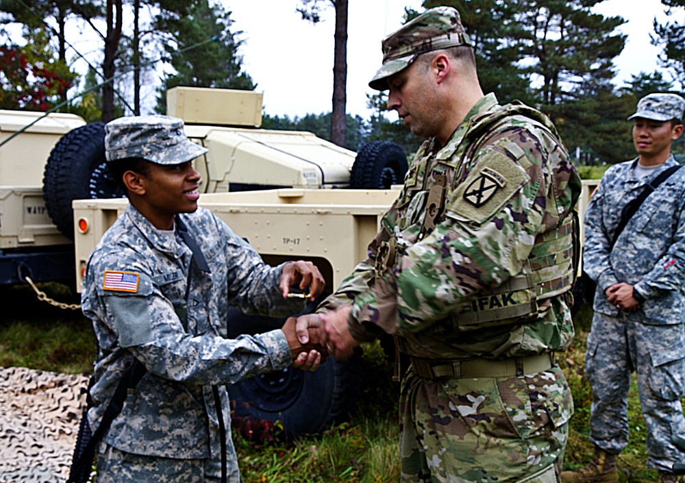 10th CAB's command tours Mountain Peak operations and rewards soldiers