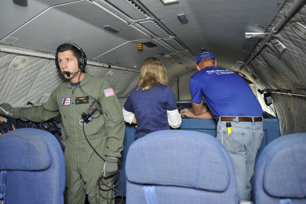 Coast Guard, animal rescue teams to transport pregnant manatee to Florida following rescue from cold Massachusetts waters