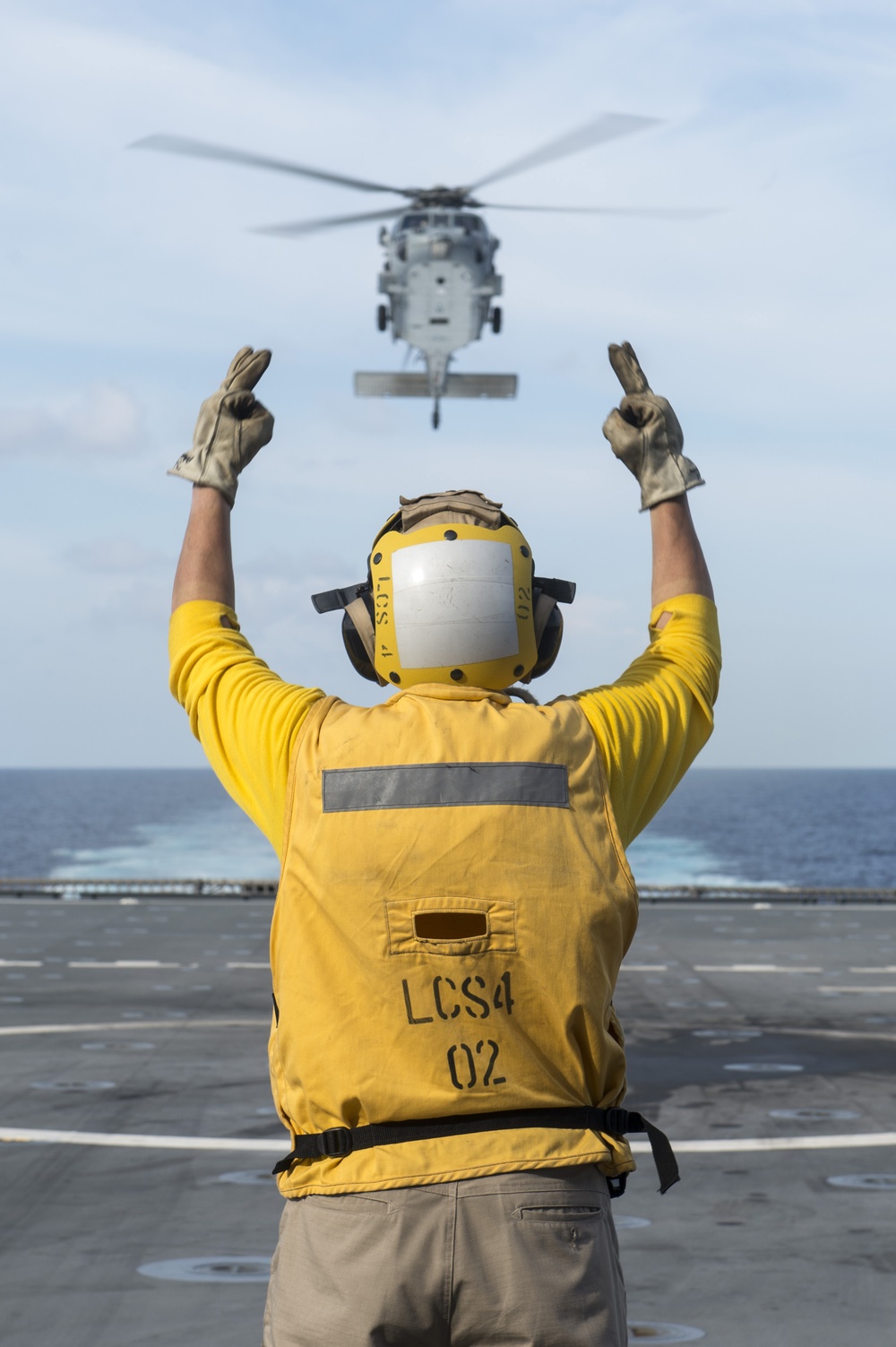 USS Coronado (LCS 4) conducts at-sea operations in the South China Sea