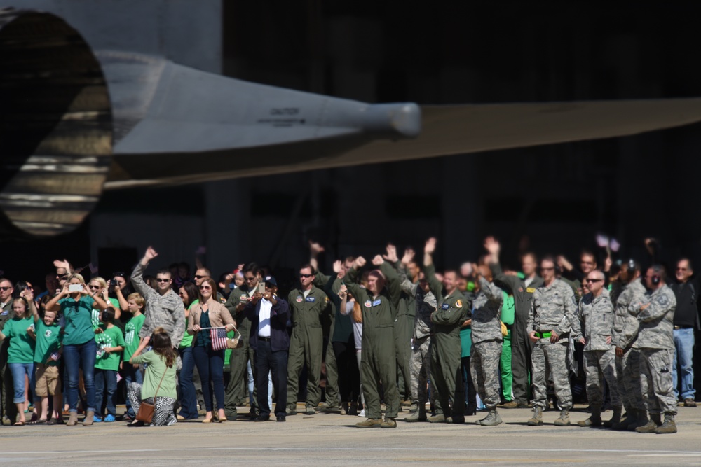 335th FS, 4th MXG Airmen return home