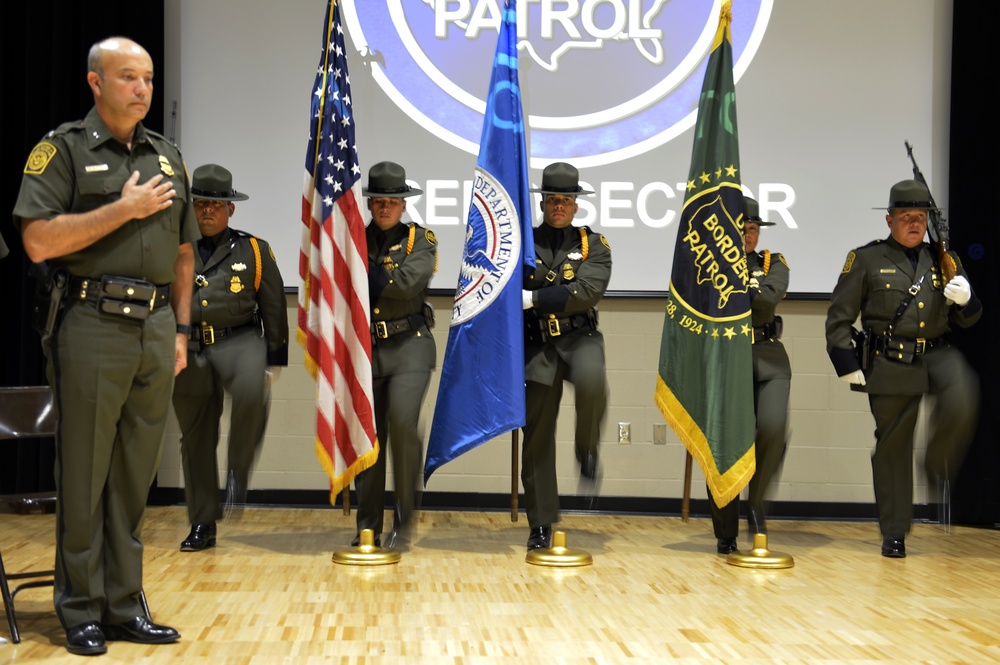 Texas Guardsman, Border Patrol Agent rescues girl in drowning waters