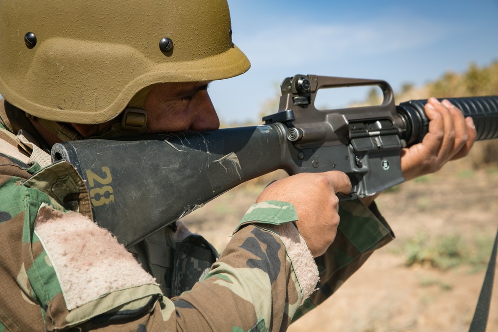 Peshmerga soldiers complete culminating training exercise