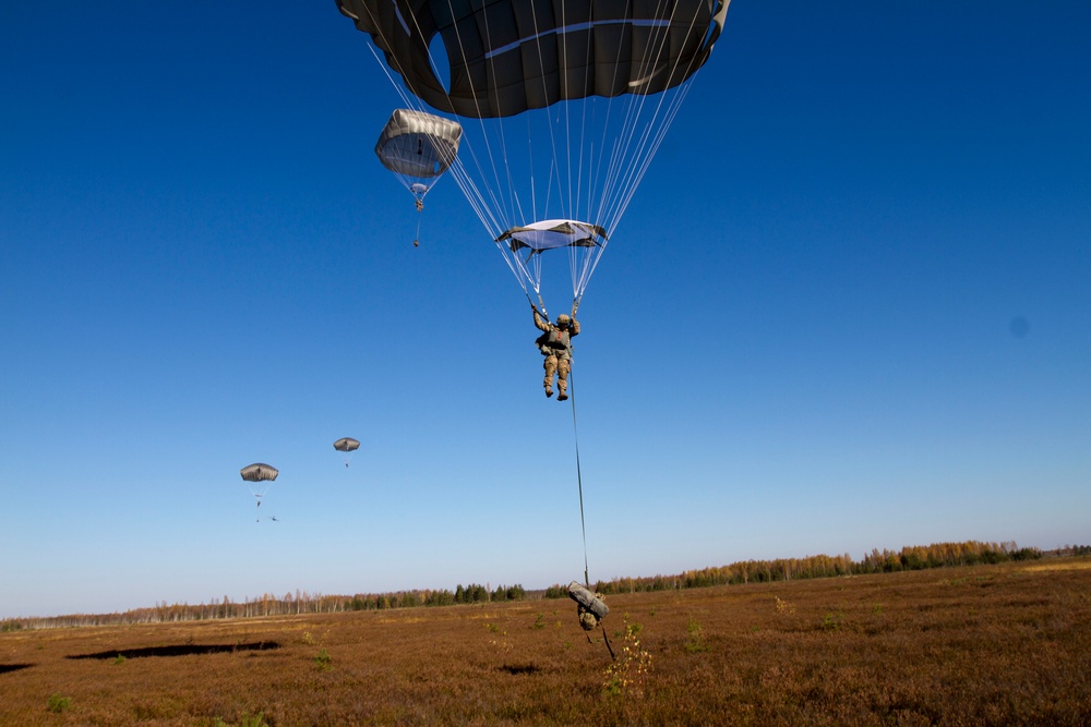 SILVER ARROW 2016 Begins: Sky Soldiers kickoff Exercise