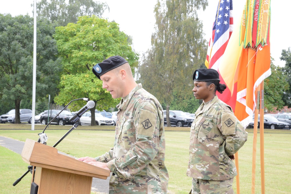 Reflagging Ceremony 128th Signal Compagny Inactivation Network Enterprise Center Belgium Activation