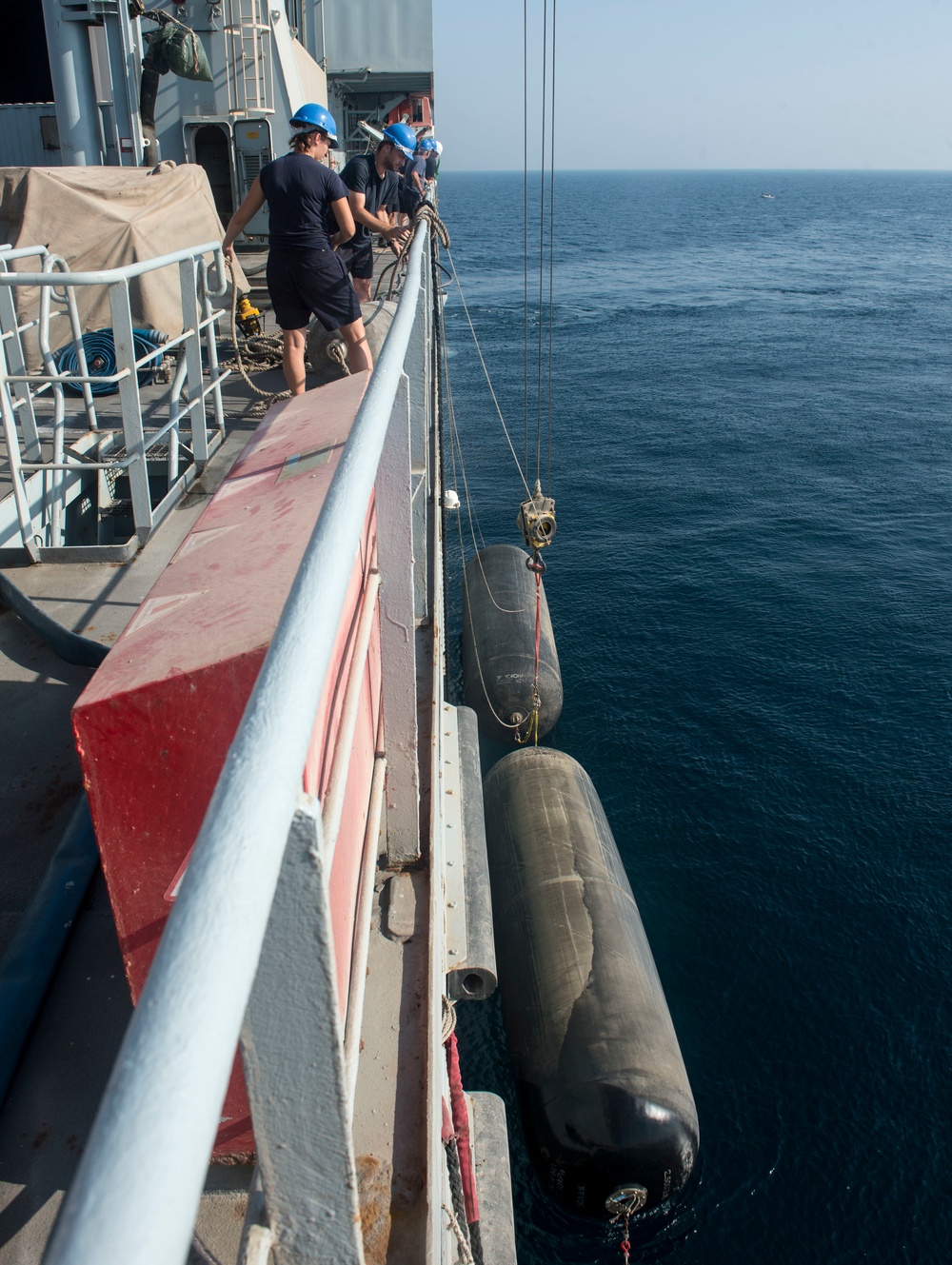 UK/US Mine Counter Measures Exercise 17