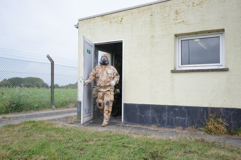 British Armed Forces train in US CBRN facilities