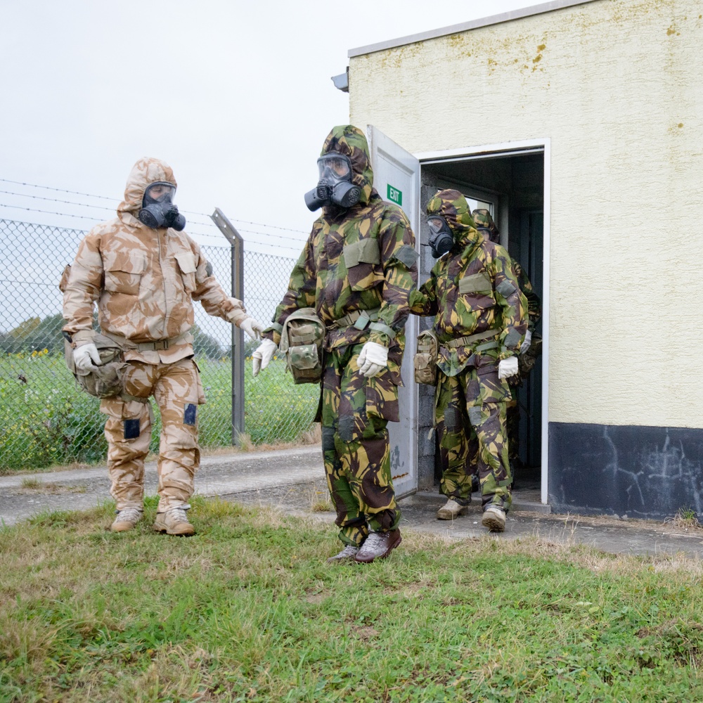 British Armed Forces train in US CBRN facilities