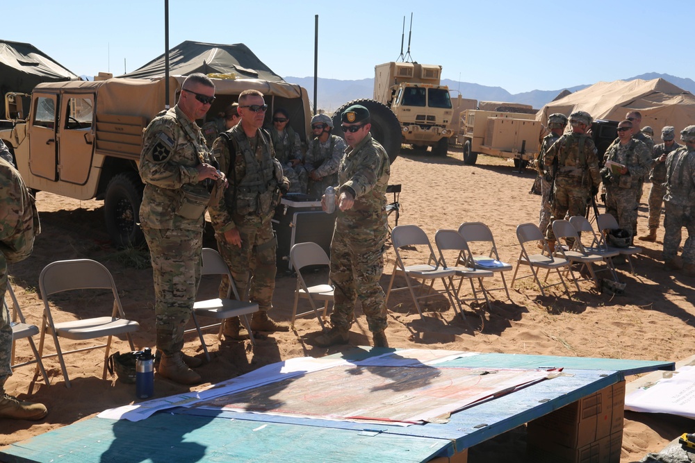 Special Forces train alongside 1st Armored Division Soldiers
