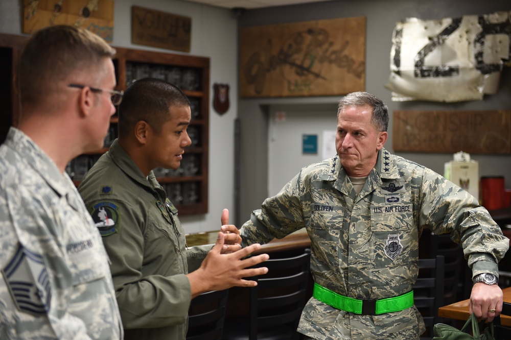 CSAF visits Hurlburt Field