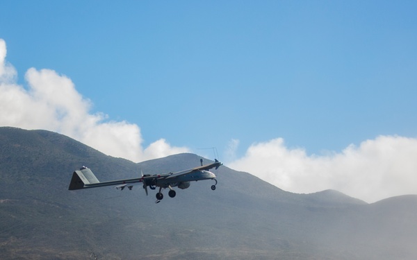 VMU-3 RQ-7B A2 Shadow flight