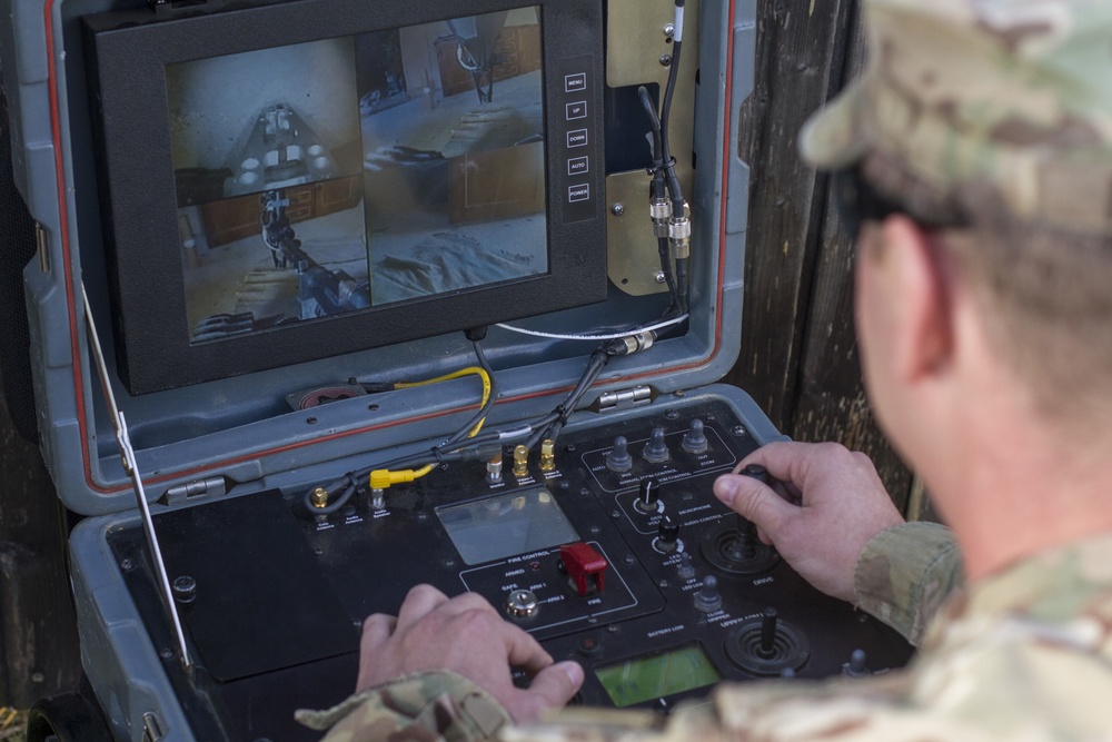 Soldiers Operate TALON Robot