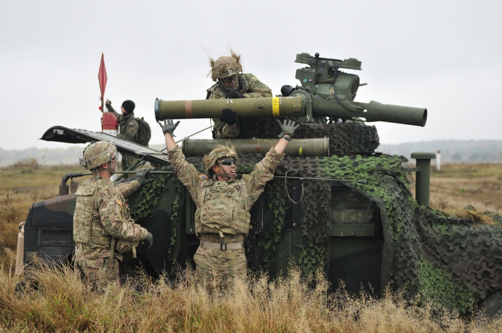 173rd Airborne Brigade conducts weapons range with Polish Soldiers