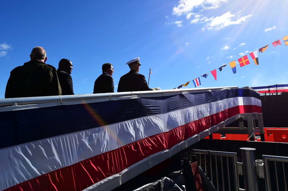 USS Detroit Commisioning