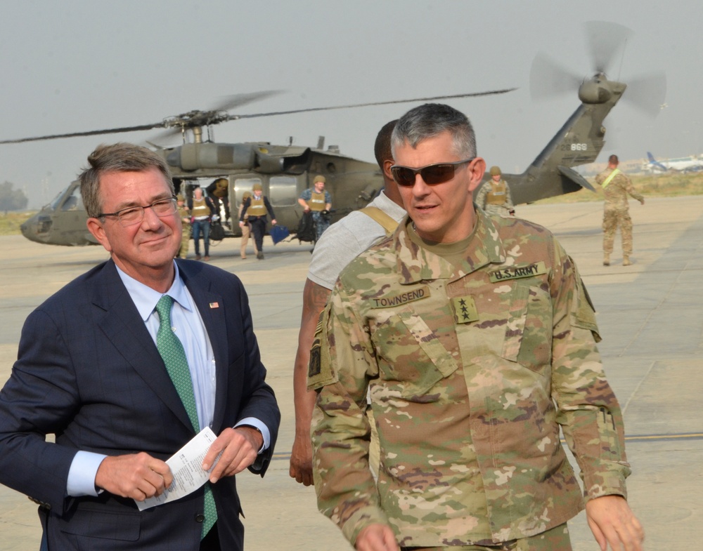 Secretary of Defense visits Baghdad
