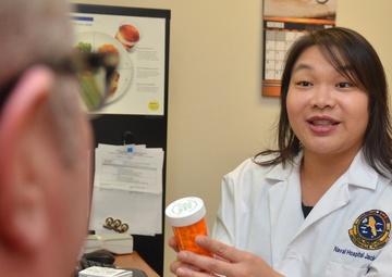 Naval Hospital Jacksonville pharmacist named 2016’s best