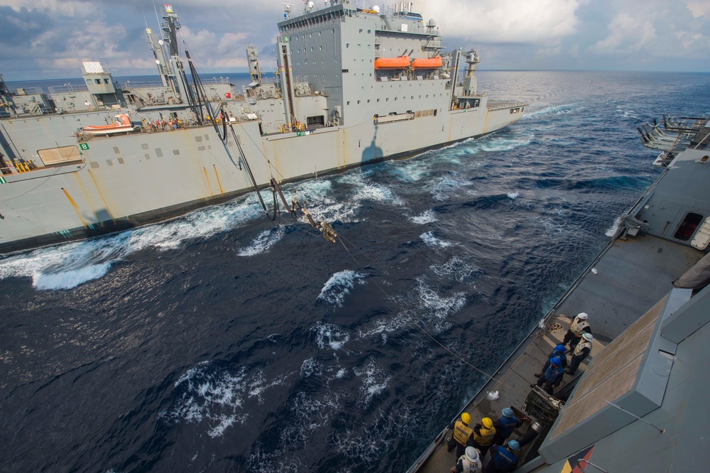 Green Bay conducts replenishment at sea with USNS Washington Chambers