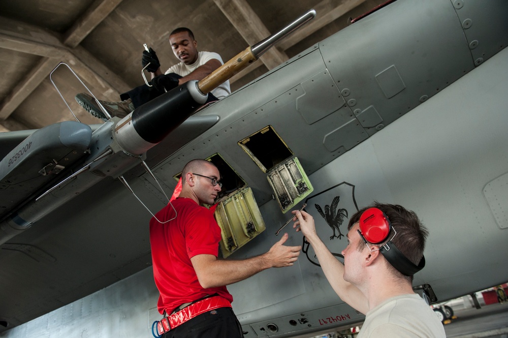 67th AMU maintainers keep F-15s flying