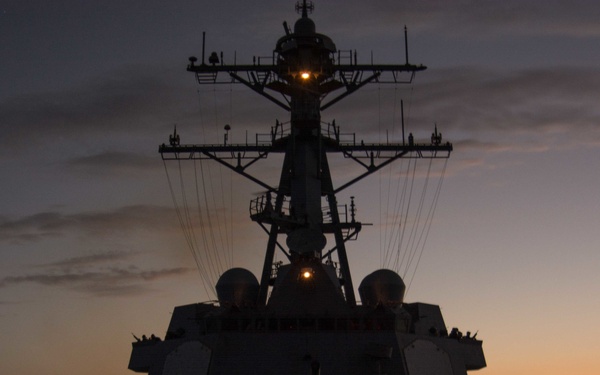 USS Mason (DDG 87) Port Visit