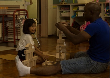 III MEF Marines Visit Chatan-Daini Kindergarten