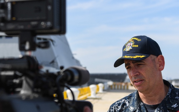 USS Zumwalt's CO Meets with NAVSTA Mayport's Local Media