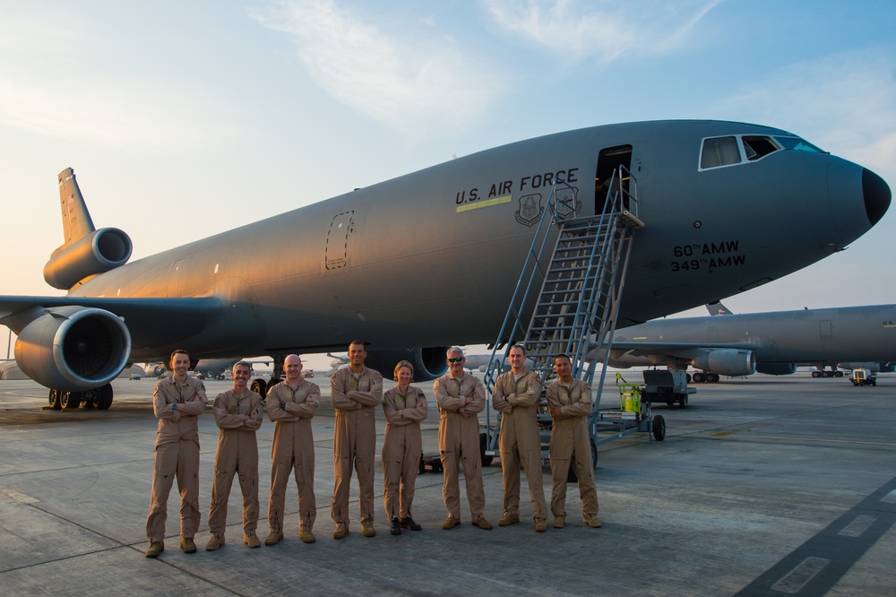 U.S. and RAAF complete first ever formation departure