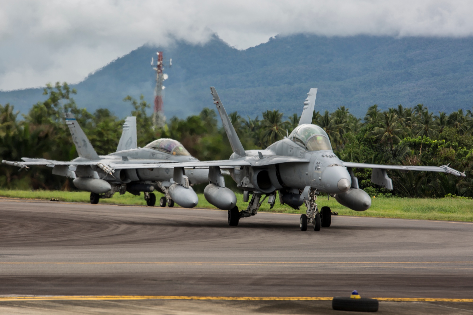 West 17. F-18d Hornet. F/A-18d Hornet VMFA (AW) 225. F-18d.