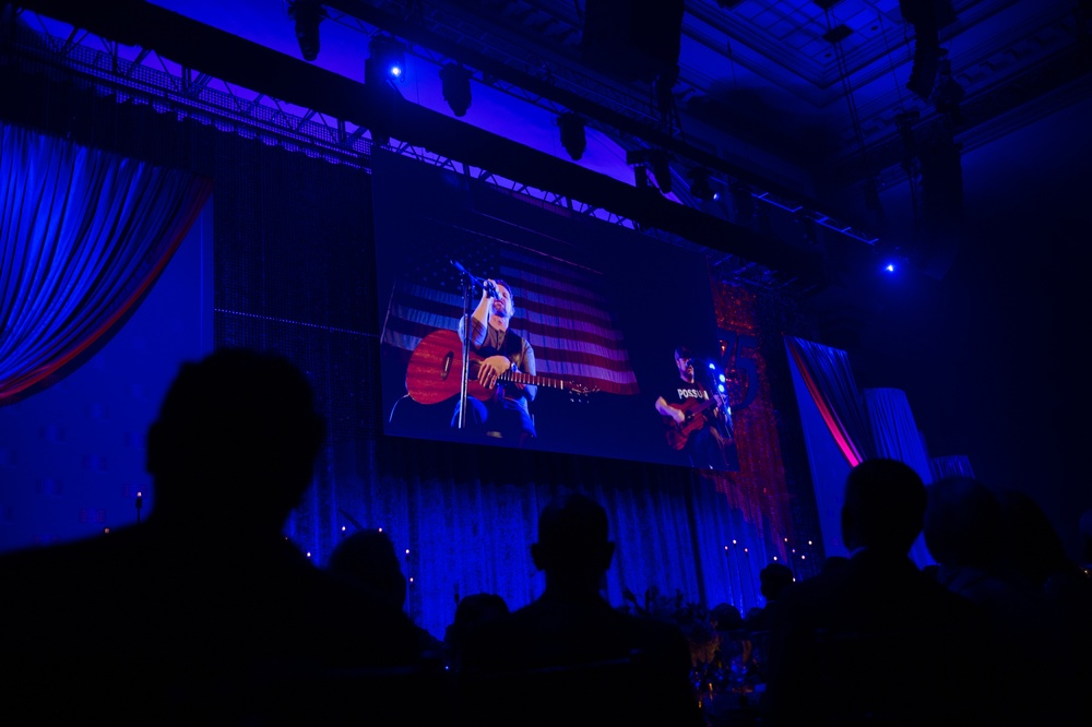 2016 USO Gala